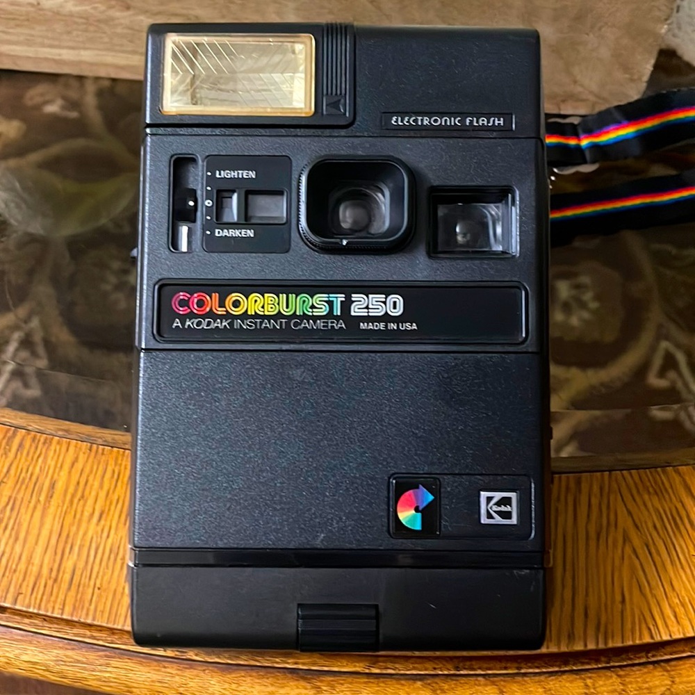 Vintage Kodak Instant Camera: EK-160 EF